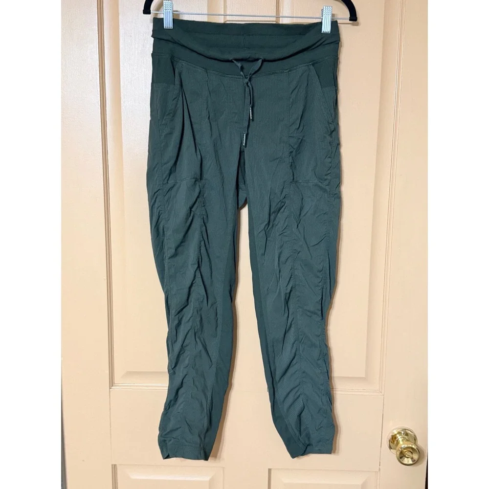 Lululemon Beyond the Studio Jogger Dark Green Ruched Athletic Pants Womens 6